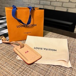 *Brand New* Louis Vuitton Heat Stamped Luggage Tag - AK in Fuschia